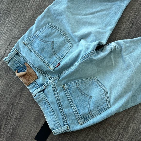 Custom Reworked Levi Jeans - Picture 5 of 6